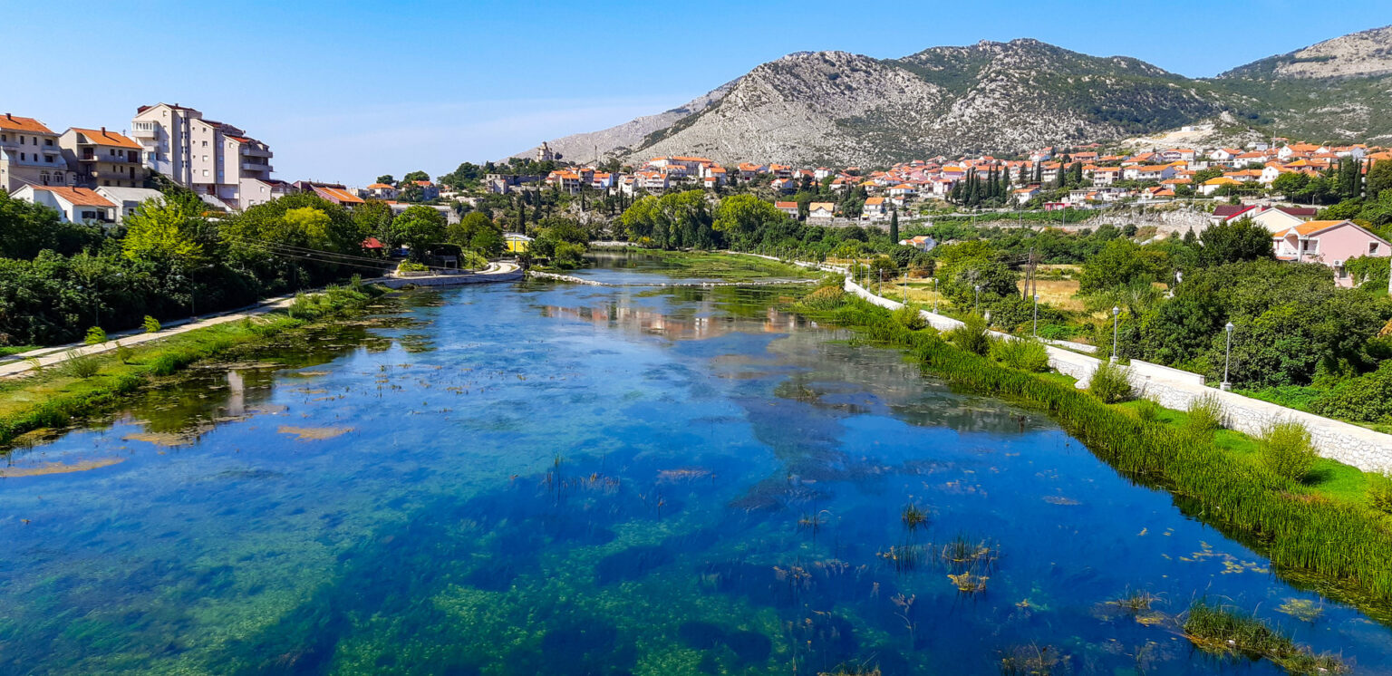 Trebinje smjestaj postaje sve traženiji iz godine u godinu, posebno kako ovaj grad dobija na popularnosti među turistima.