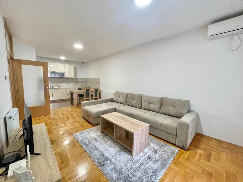 Apartman Shine